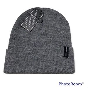 NORTH WESTERN MFG CO GRAY BEANIE - COLOR GRAY